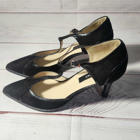 DKNY Sasha T-Strap Black Corduroy Suede Heels Pointed Toe Pumps - Womens 7.5 - Picture 1 of 9